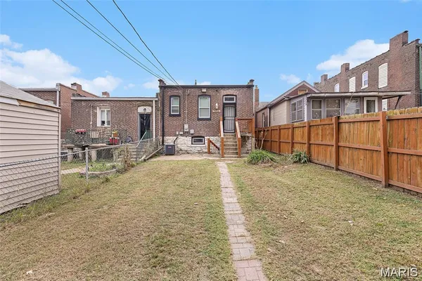 $133,000 | 7915 South Broadway Street, St. Louis, MO 63111