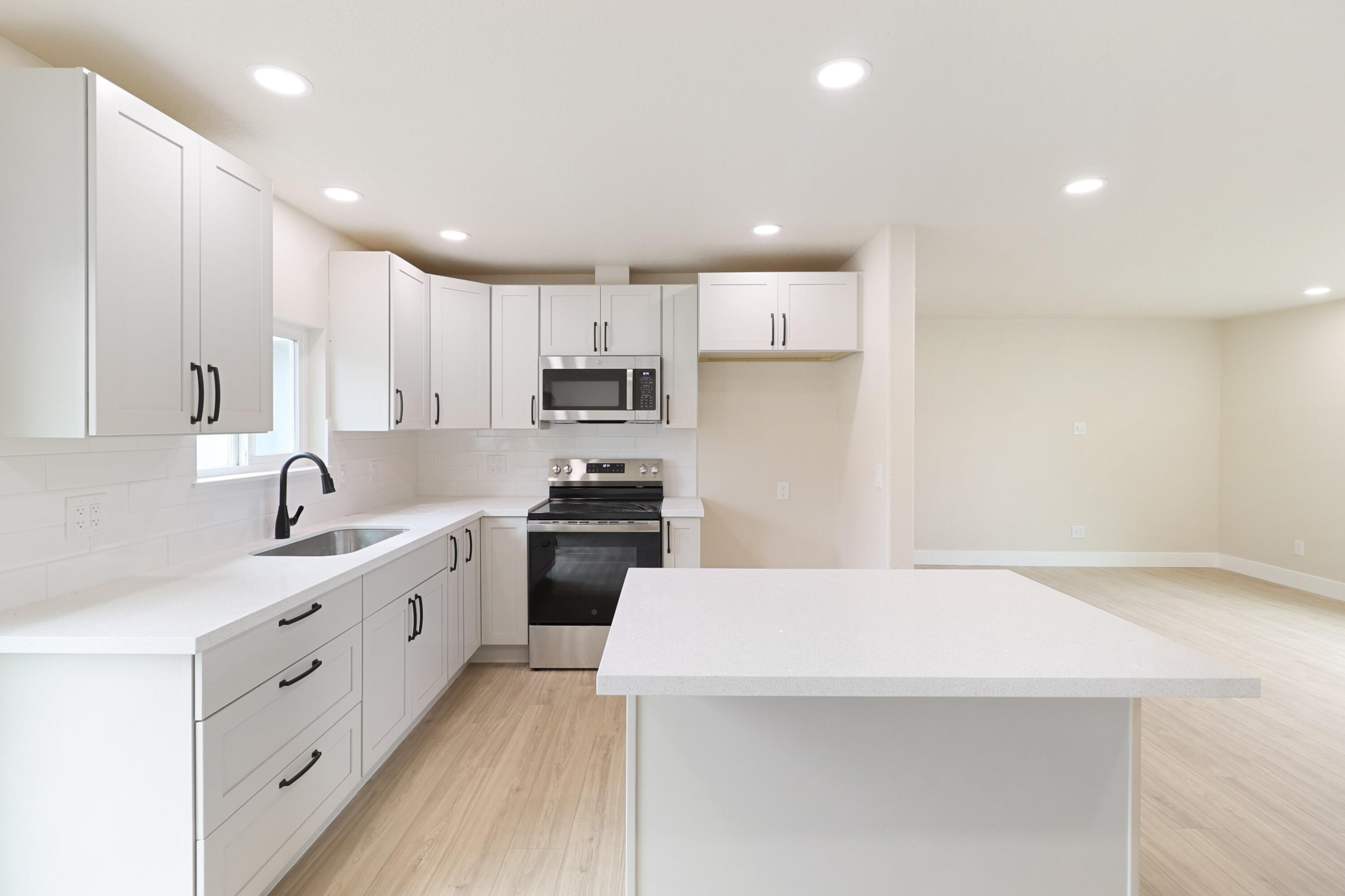 2460 Balls Ferry Road Anderson, CA 96007 - Photo 7 of 31 11-01 (2)