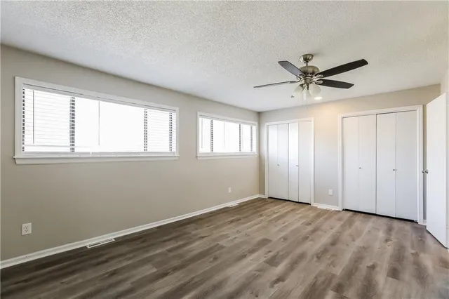 $2,285 | 1813 Northeast Gatewood Drive, Lee's Summit, MO 64086