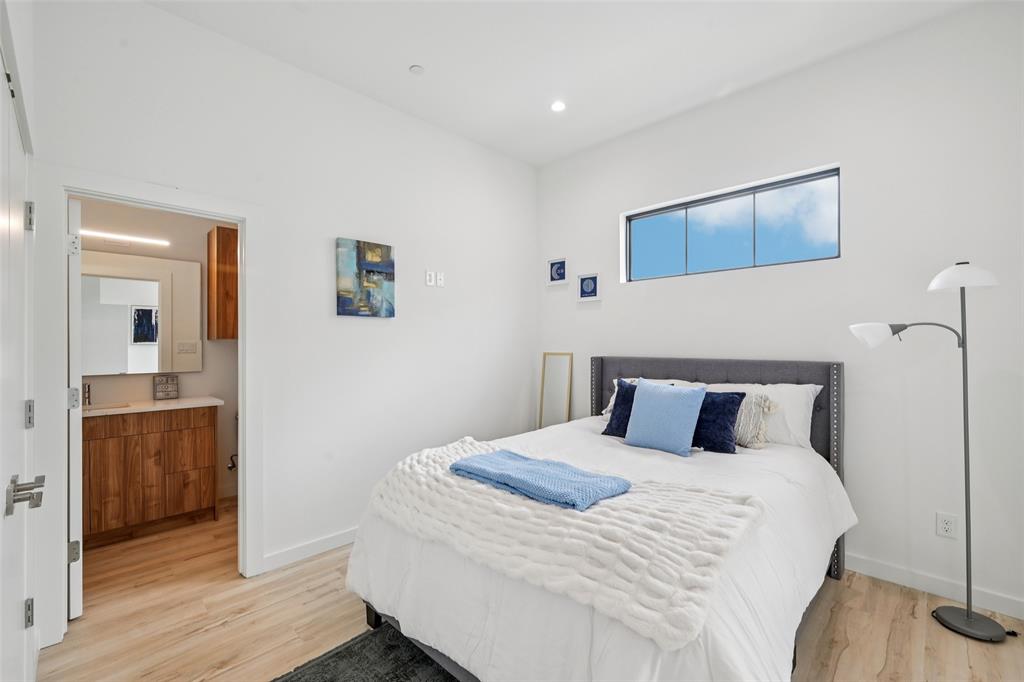 1775 Novela Way Dallas, TX 75215 - Photo 22 of 40