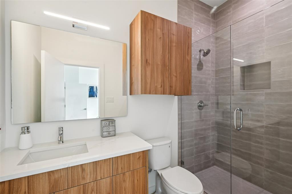 1775 Novela Way Dallas, TX 75215 - Photo 24 of 40