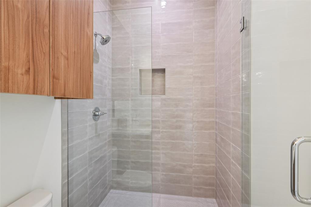 1775 Novela Way Dallas, TX 75215 - Photo 25 of 40