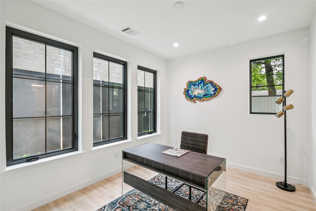 1775 Novela Way Dallas, TX 75215 - Photo 39 of 40