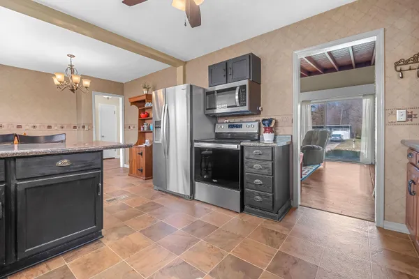 $234,000 | 117 Orchard Ridge Parkway, Hillsdale, MI 49242