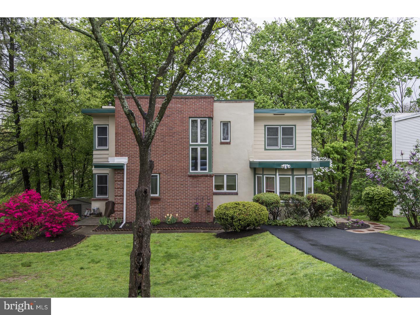 8403 Widener Road Glenside, PA 19038 - Photo 2 of 25 Gallery Image 2
