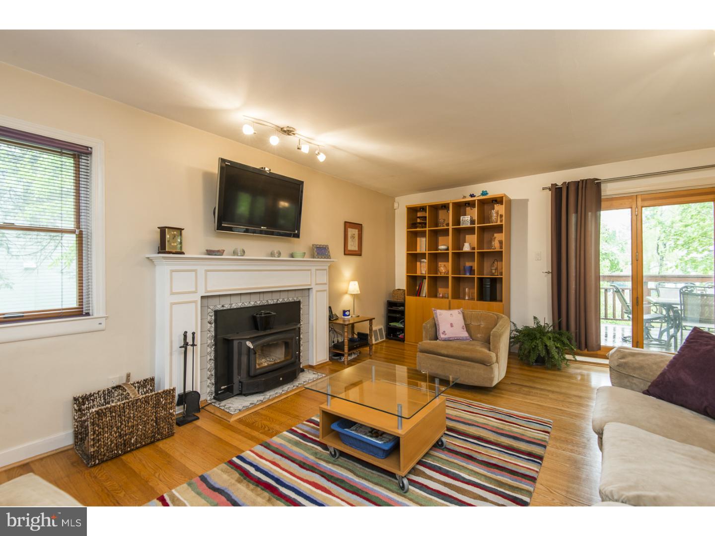 8403 Widener Road Glenside, PA 19038 - Photo 5 of 25 Gallery Image 5