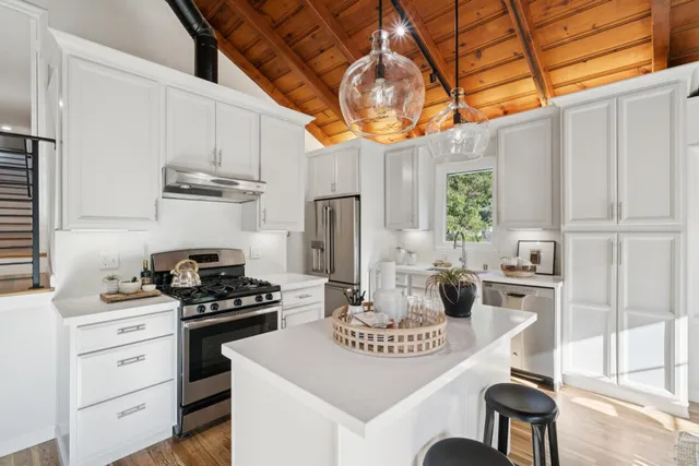 $995,000 | 6308 Heather Ridge Way, Oakland, CA 94611