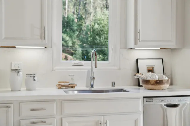 $995,000 | 6308 Heather Ridge Way, Oakland, CA 94611