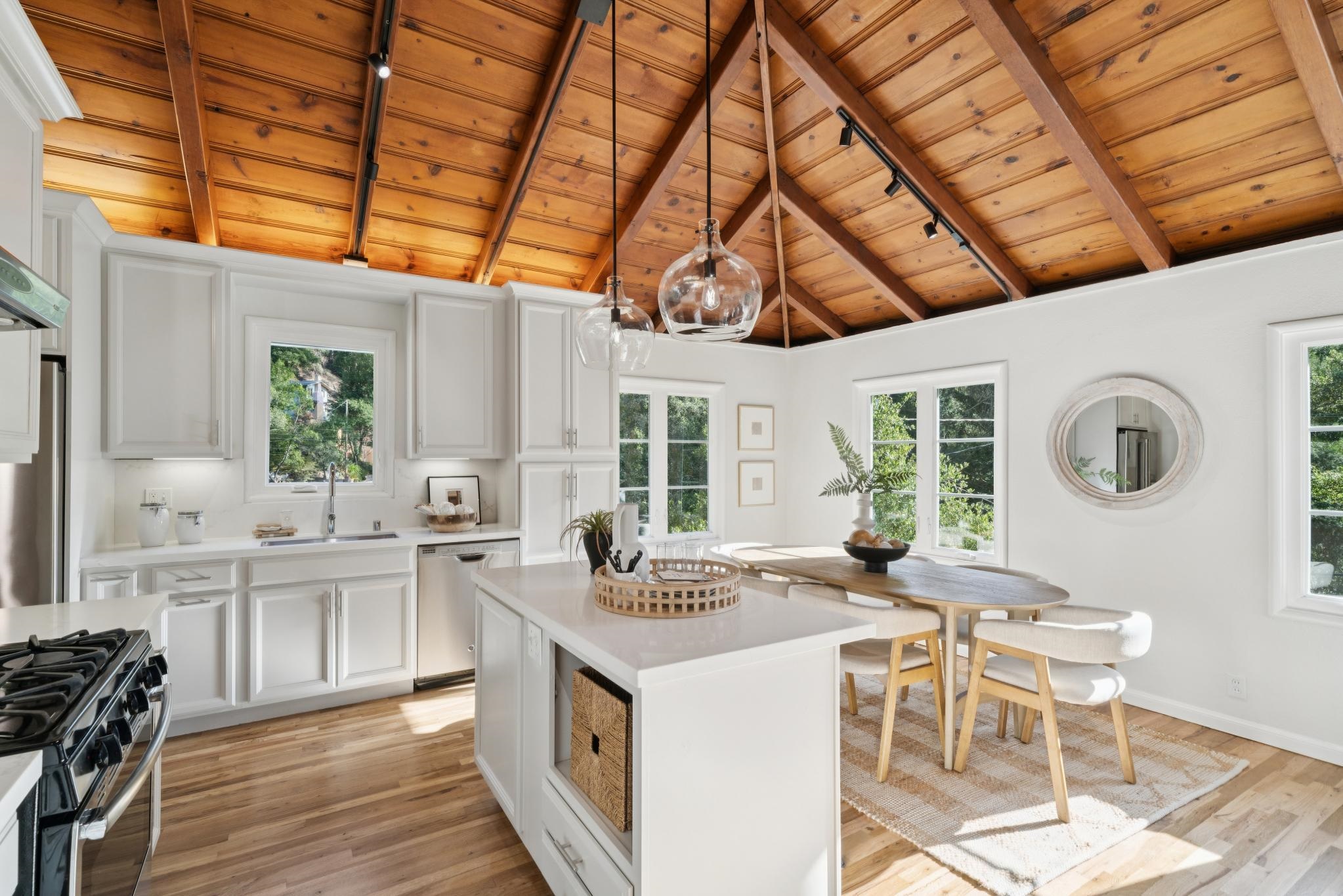 6308 Heather Ridge Way Oakland, CA 94611 - Photo 15 of 60