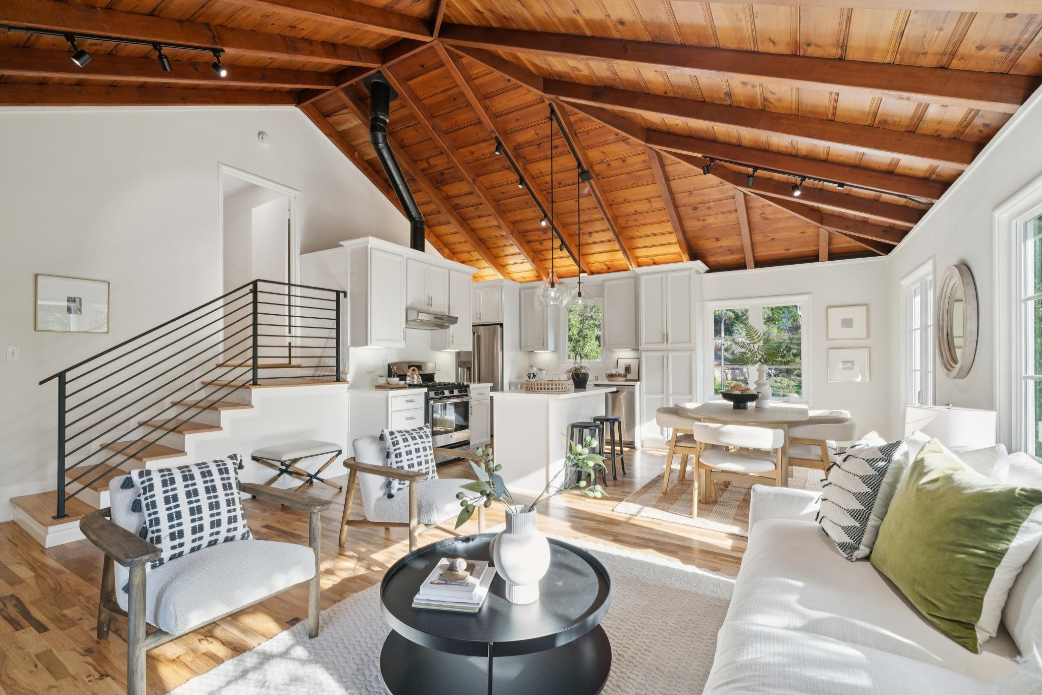 6308 Heather Ridge Way Oakland, CA 94611 - Photo 9 of 60