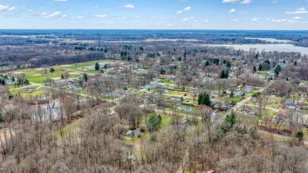 $329,900 | 4711 Draper Road, Jackson, MI 49203