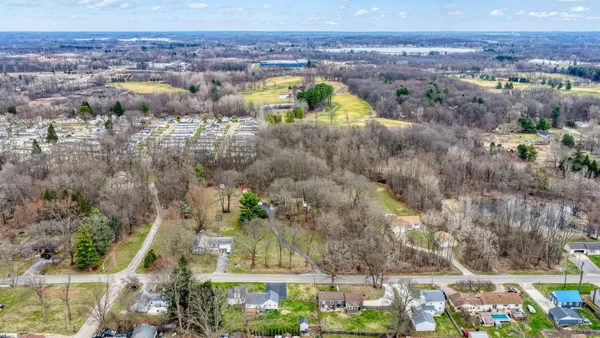 $329,900 | 4711 Draper Road, Jackson, MI 49203
