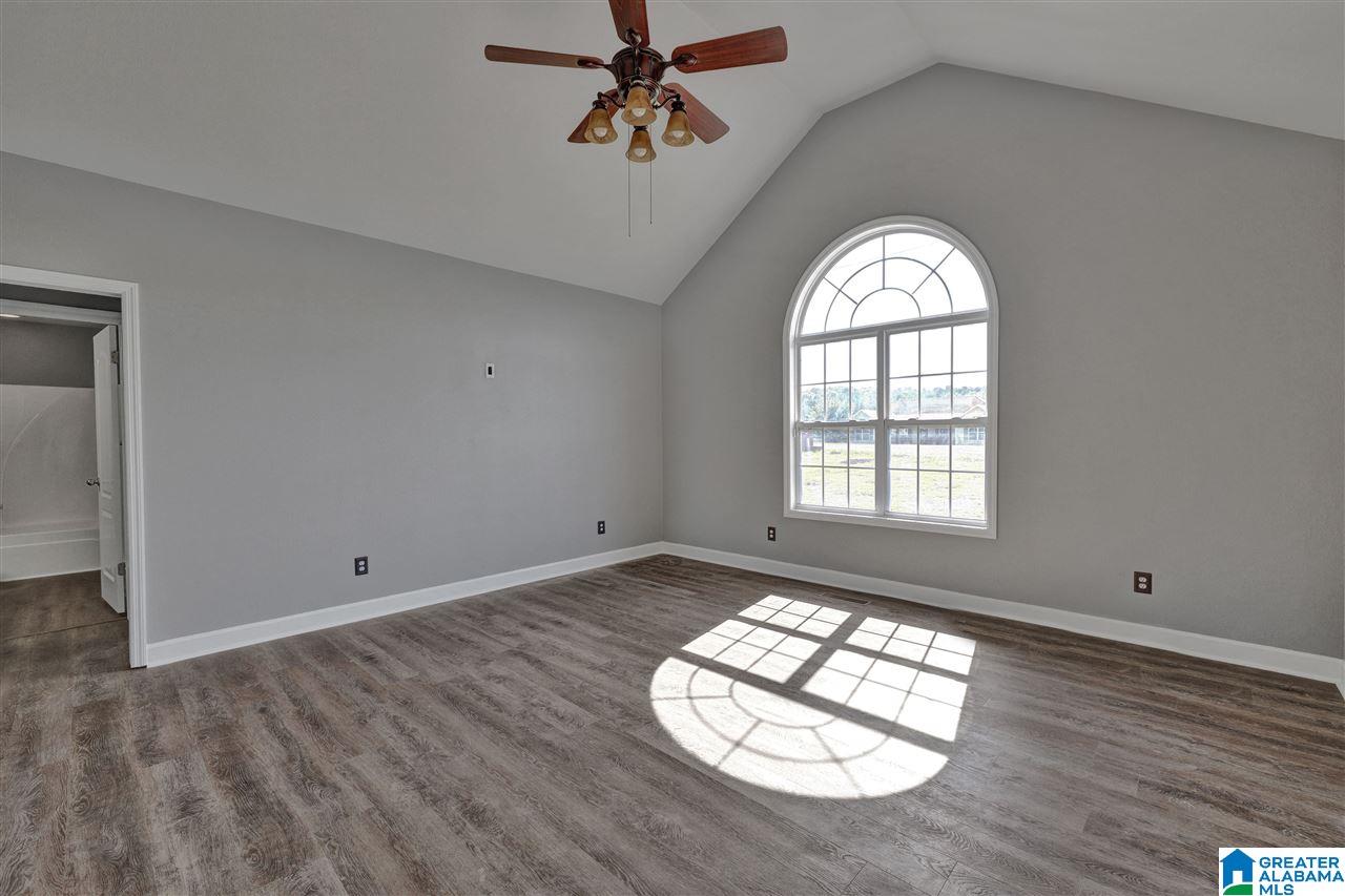 302 Deer Crossing Road Warrior, AL 35180 - Photo 2 of 19
