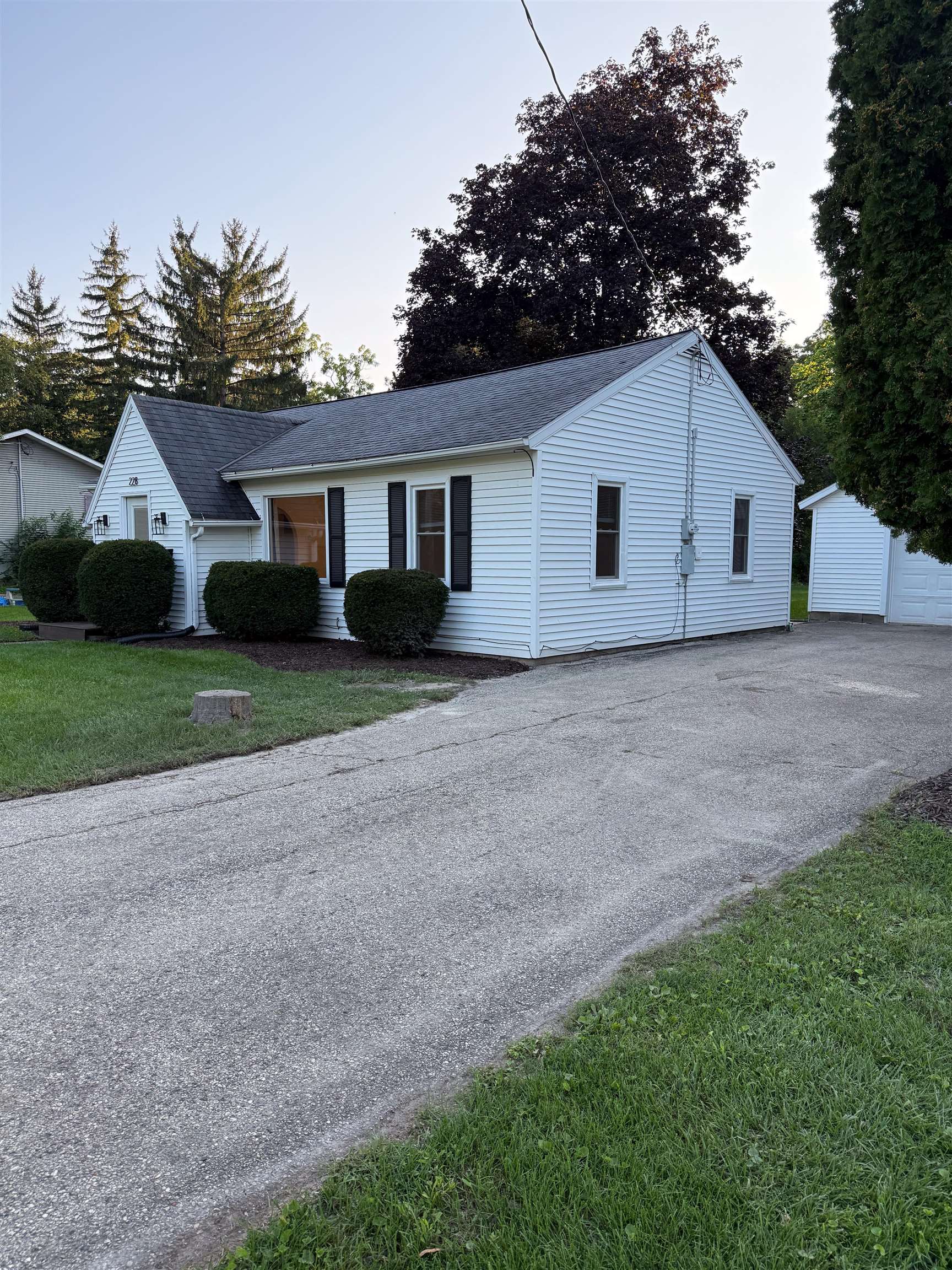228 North George Street Whitewater, WI 53190 - Photo 6 of 45 Gallery Image 6