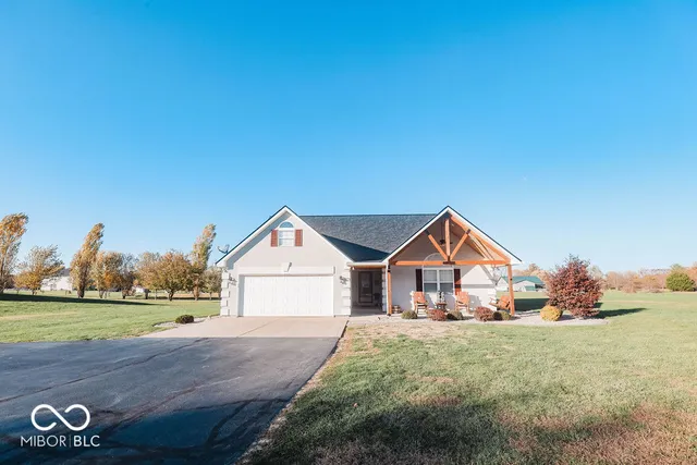 $419,999 | 4262 Highway 44, Martinsville, IN 46151