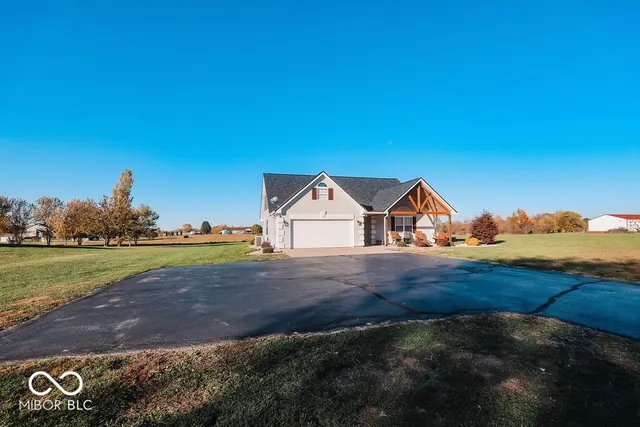 $419,999 | 4262 Highway 44, Martinsville, IN 46151