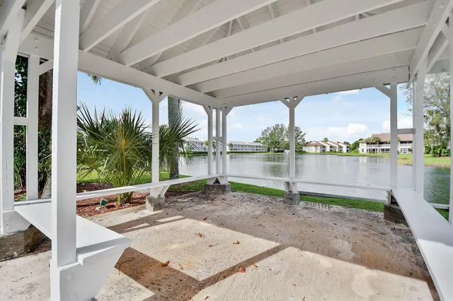 $209,500 | 271 Cypress Point Drive, Unit 271, Palm Beach Gardens, FL 33418