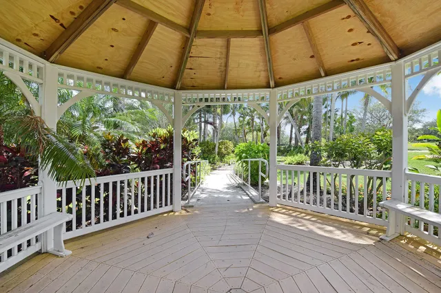 $209,500 | 271 Cypress Point Drive, Unit 271, Palm Beach Gardens, FL 33418