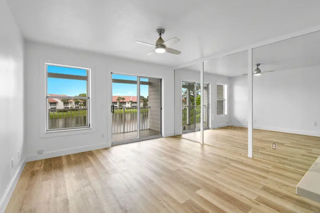 $209,500 | 271 Cypress Point Drive, Unit 271, Palm Beach Gardens, FL 33418