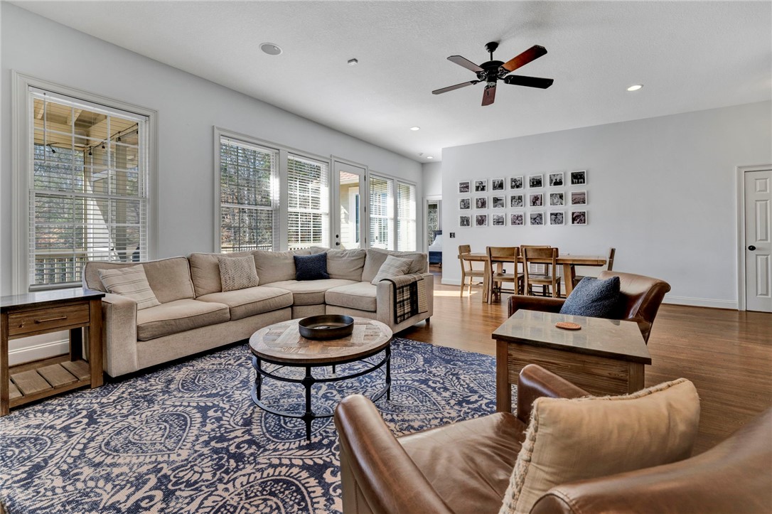 216 Piney Grove Point Sunset, SC 29685 - Photo 12 of 45