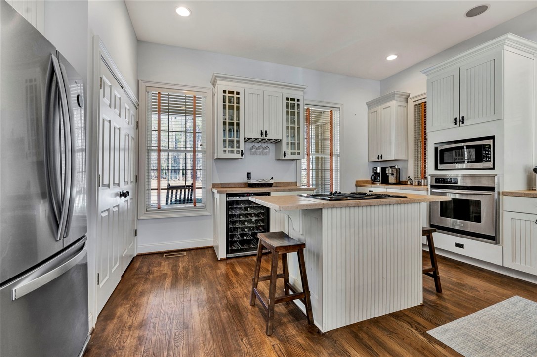 216 Piney Grove Point Sunset, SC 29685 - Photo 10 of 45