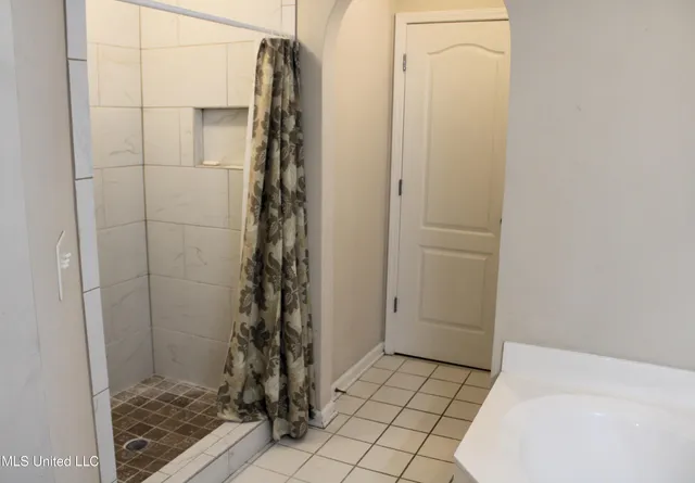 $330,000 | 6347 Braybourne Place, Olive Branch, MS 38654