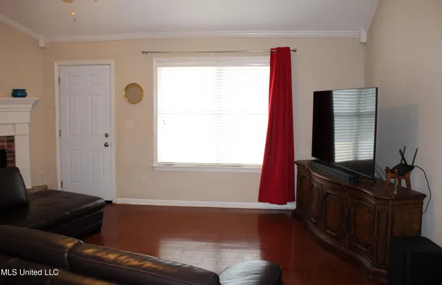 $330,000 | 6347 Braybourne Place, Olive Branch, MS 38654