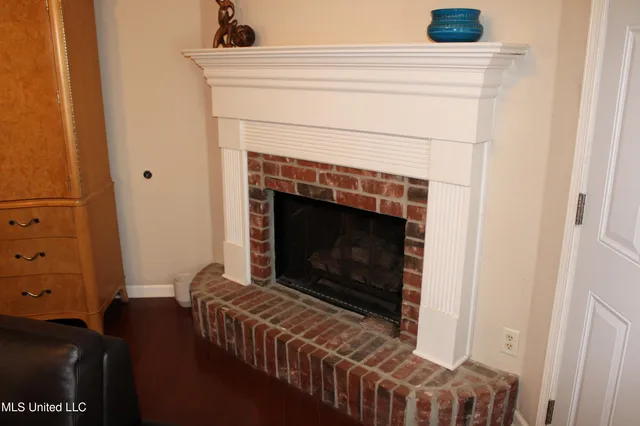 $330,000 | 6347 Braybourne Place, Olive Branch, MS 38654