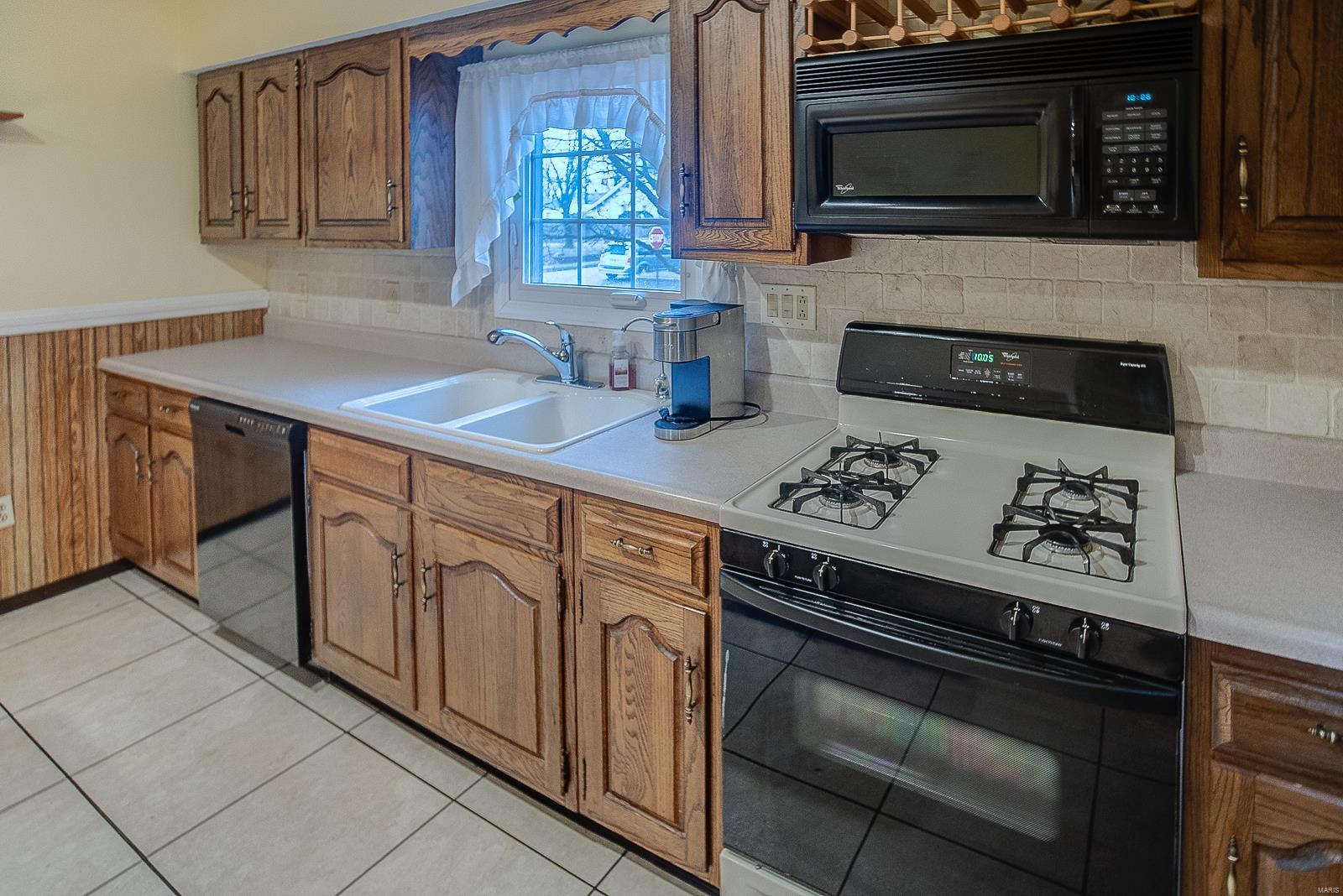 762 Condit Street Wood River, IL 62095 - Photo 22 of 33 Gallery Image 22