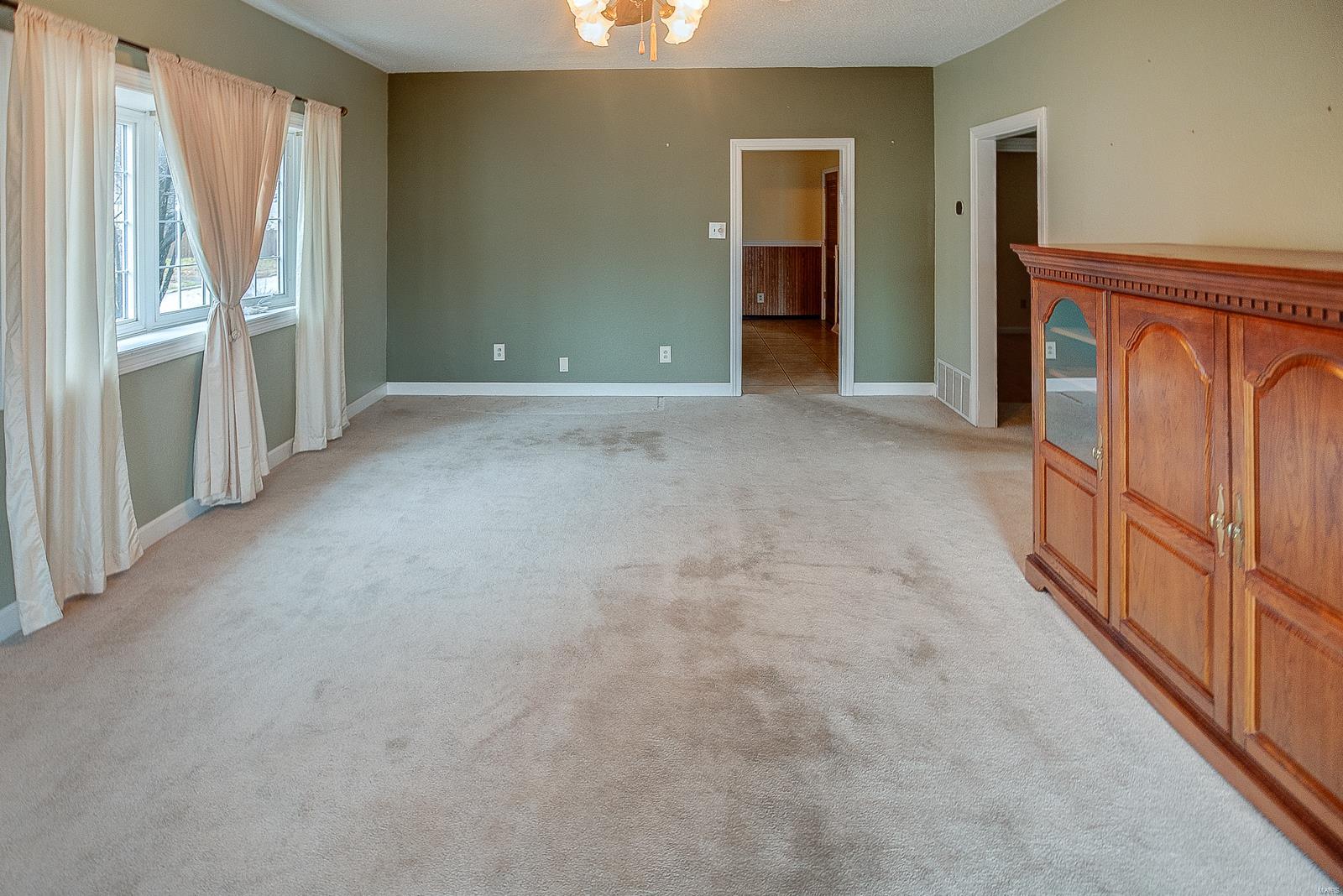 762 Condit Street Wood River, IL 62095 - Photo 7 of 33 Gallery Image 7
