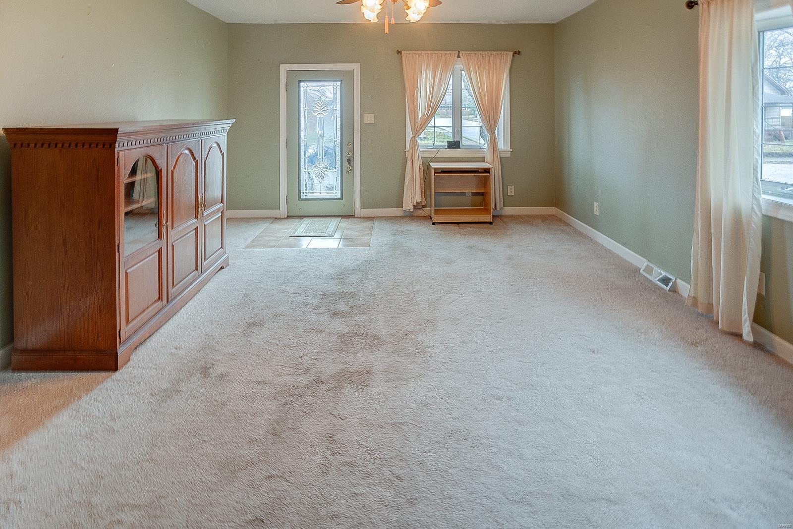 762 Condit Street Wood River, IL 62095 - Photo 10 of 33 Gallery Image 10