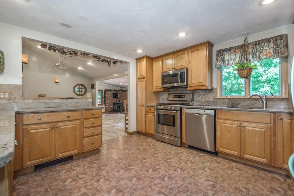 235 Liberty Square Road Boxborough, MA 01719 - Photo 6 of 31