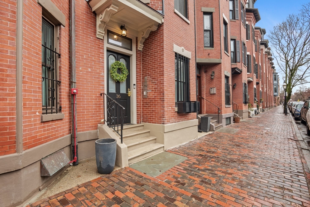 36 Appleton Street, Unit 4 Boston, MA 02116 - Photo 1 of 1 Gallery Image 1