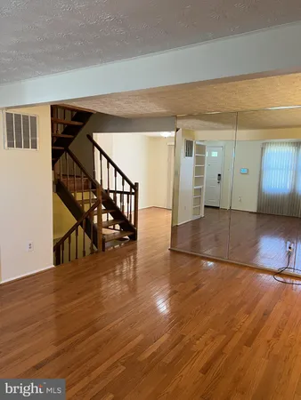 $2,500 | 388 Possum Court, Capitol Heights, MD 20743