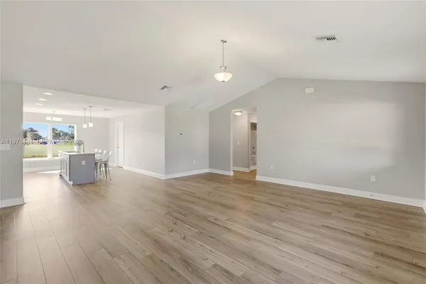 $319,000 | 6823 Dickinson Drive, Sebring, FL 33872