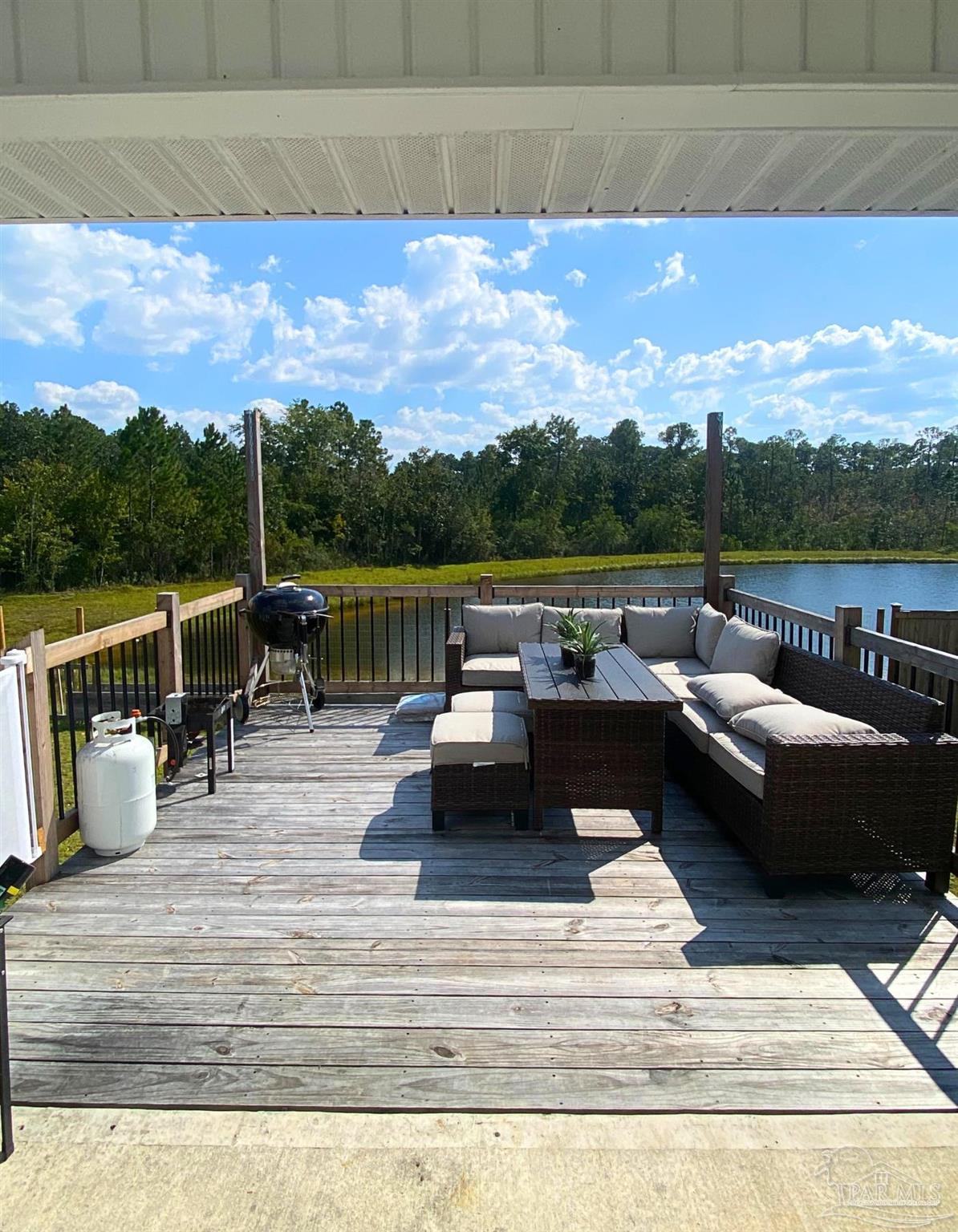 10889 Blacktail Loop Pensacola, FL 32526 - Photo 15 of 48