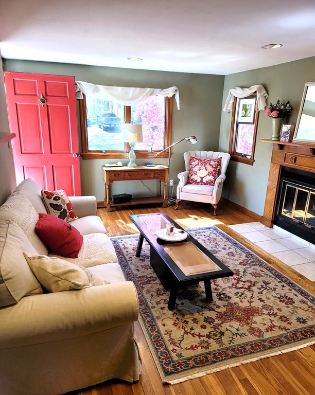 37 Birch Hill Road Ashland, MA 01721 - Photo 4 of 32 Gallery Image 4