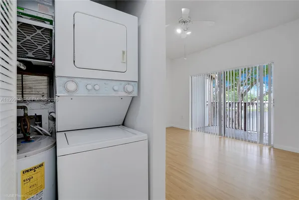 $1,800 | 1851 Northwest 96th Terrace, Unit 6K, Pembroke Pines, FL 33024