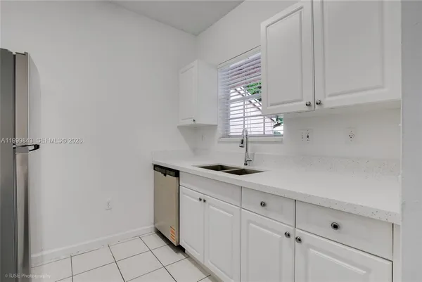 $1,800 | 1851 Northwest 96th Terrace, Unit 6K, Pembroke Pines, FL 33024