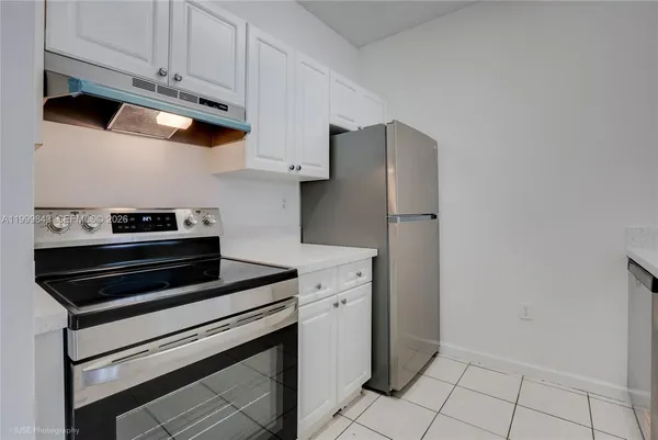 $1,800 | 1851 Northwest 96th Terrace, Unit 6K, Pembroke Pines, FL 33024