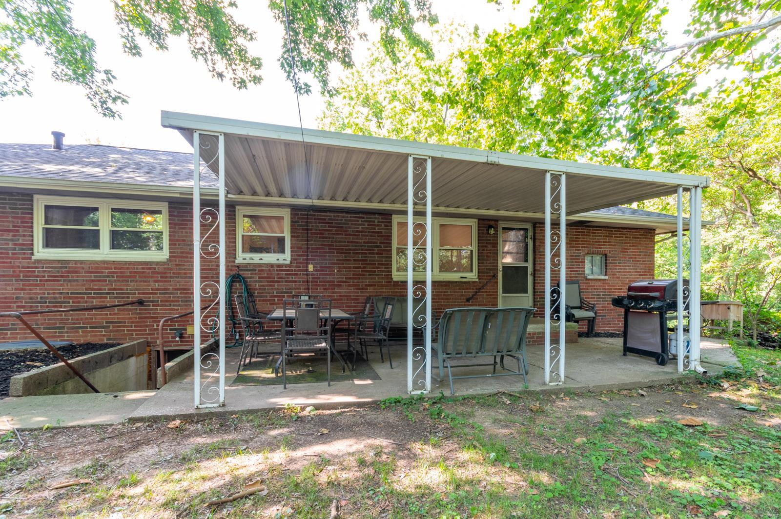 3861 Omega Street Alton, IL 62002 - Photo 21 of 23 Gallery Image 21