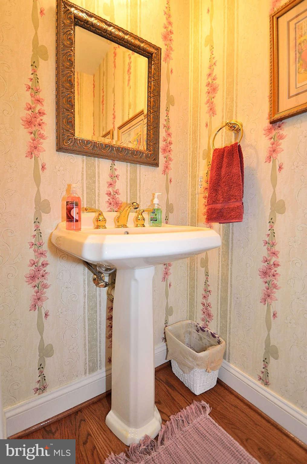 5437 Alta Vista Road Bethesda, MD 20814 - Photo 15 of 30 Bath