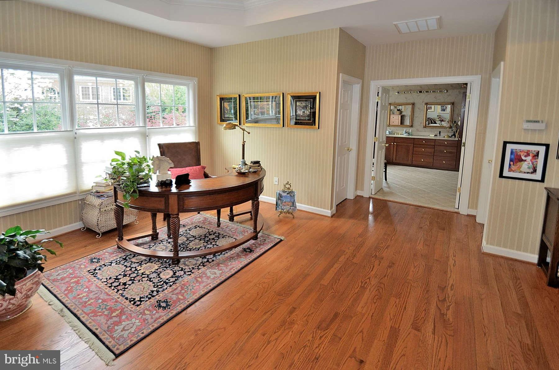 5437 Alta Vista Road Bethesda, MD 20814 - Photo 18 of 30 Bedroom (Master)