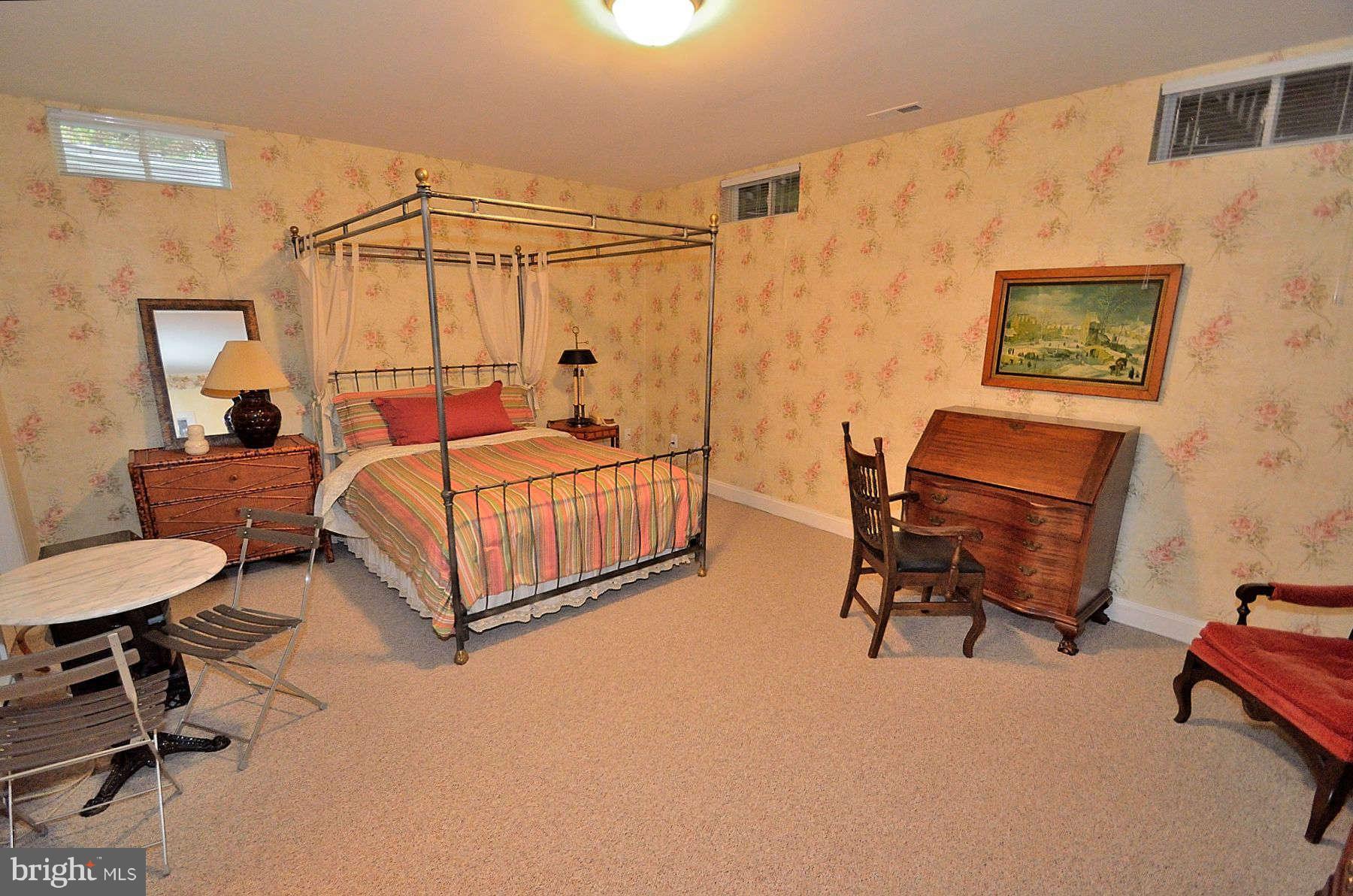 5437 Alta Vista Road Bethesda, MD 20814 - Photo 26 of 30 Interior (General)