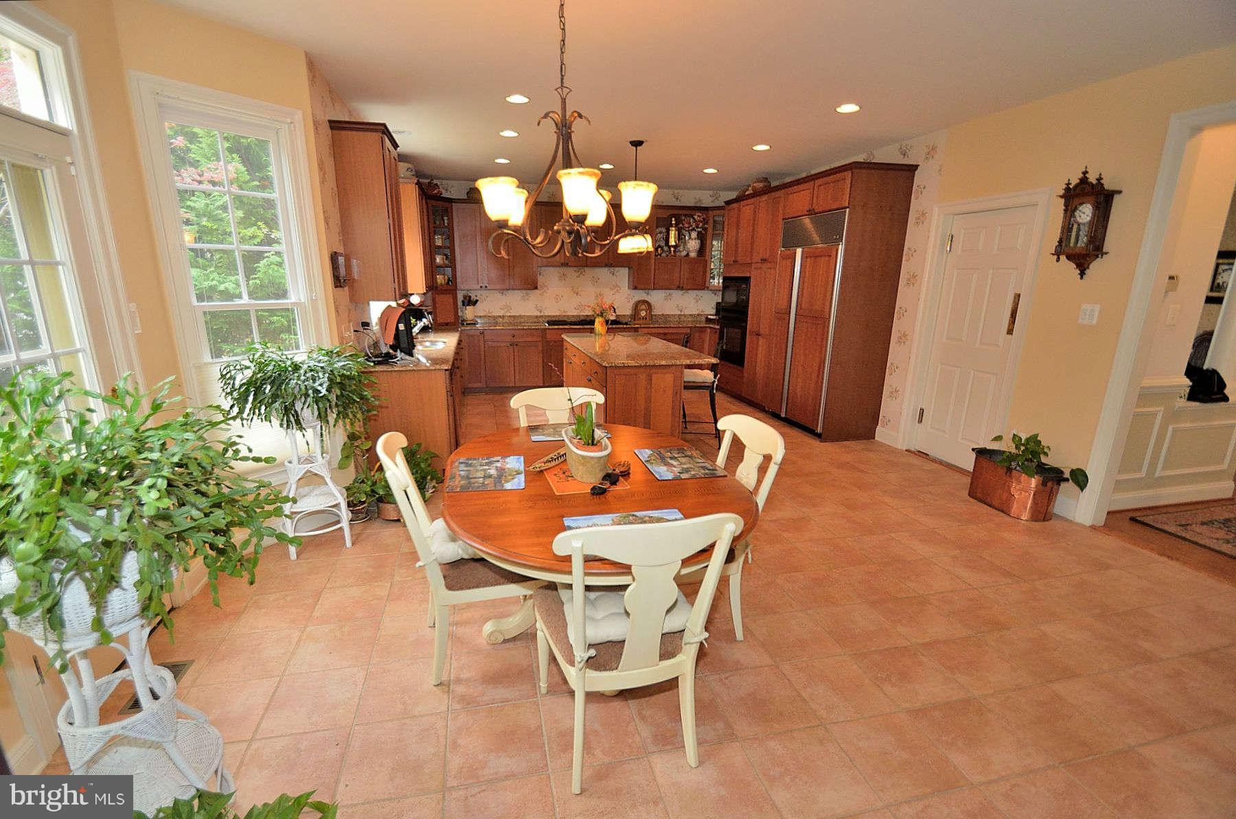 5437 Alta Vista Road Bethesda, MD 20814 - Photo 9 of 30 Kitchen