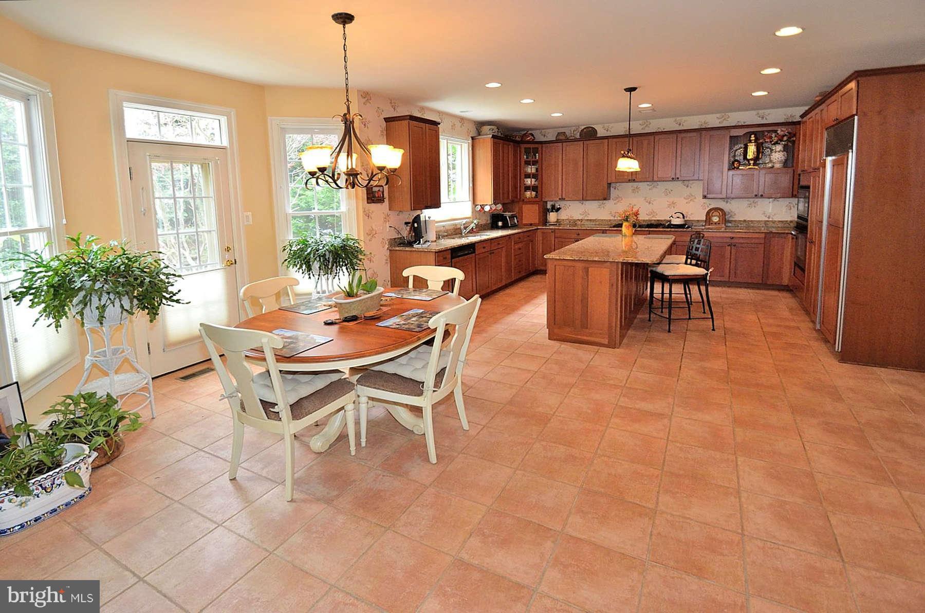 5437 Alta Vista Road Bethesda, MD 20814 - Photo 10 of 30 Kitchen
