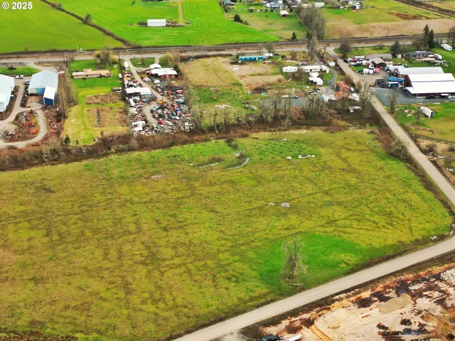 $199,900 | 80930 Highway 99, Creswell, OR 97426