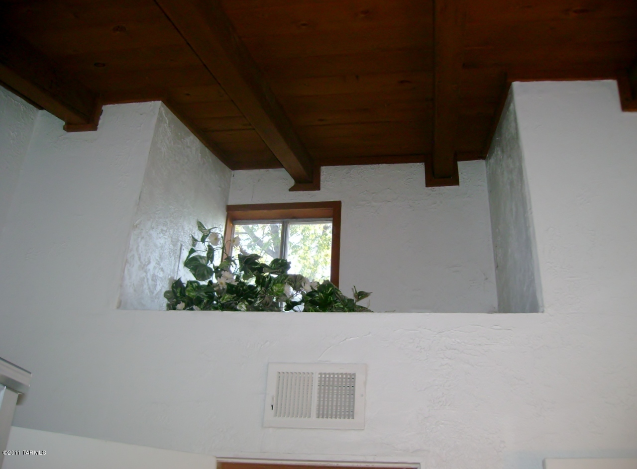 5149 North Shannon Road Tucson, AZ 85705 - Photo 3 of 12 Gallery Image 3