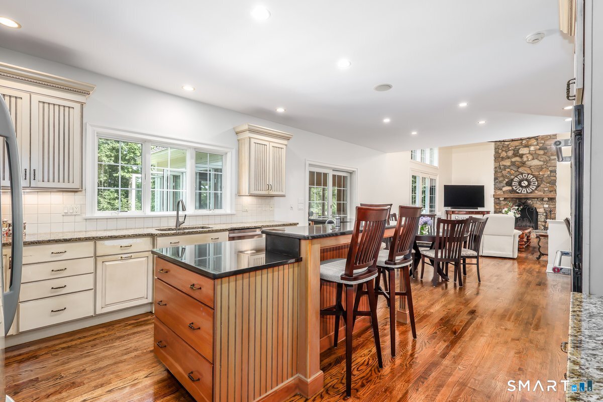44 Old Green Road Newtown, CT 06482 - Photo 11 of 40 Gallery Image 11