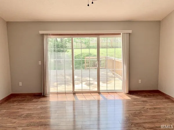 $2,400 | 1209 West Aspen Court, Bloomington, IN 47404